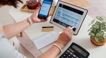 Why Every Small Business Owner Should Understand Basic Bookkeeping